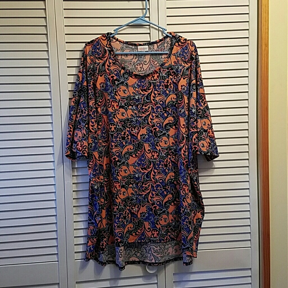 EUC LuLaRoe Irma